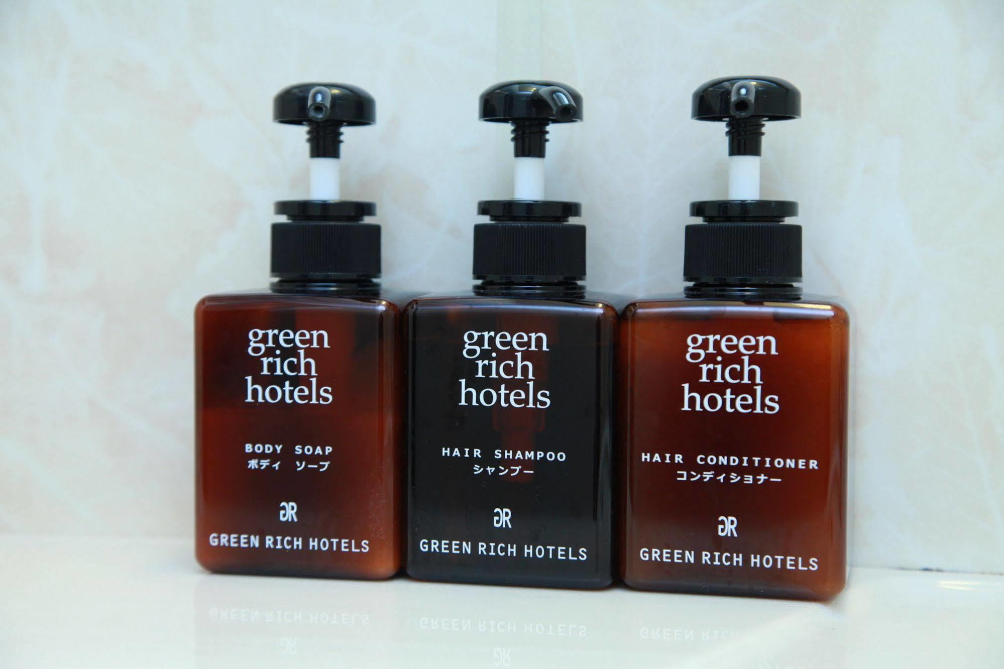 Green Rich Hotel Osaka Airport Ikeda  Exteriör bild